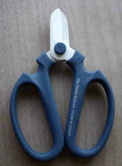 Blue Sakagen The Florist Scissors, Right-Hand
