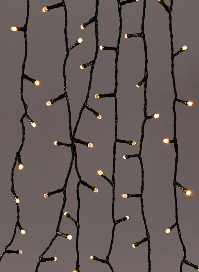 58ft Long 200 LED Large Diamond Lights Set