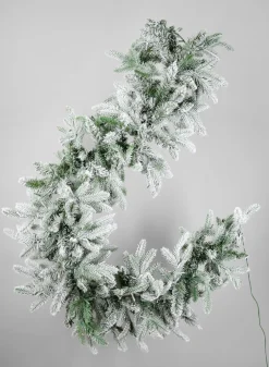 6ft Long Warm White Pre-Lit Garland (300 Lights)