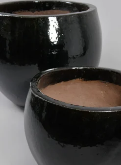 Grand Bowl Clay & Ceramic Planter, Mesquite Black