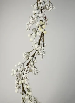 58in Long Pearl, White, & Cream Berries Garland