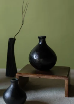 6in Tall Aluminum Emma Barn Style Black Mini Vase