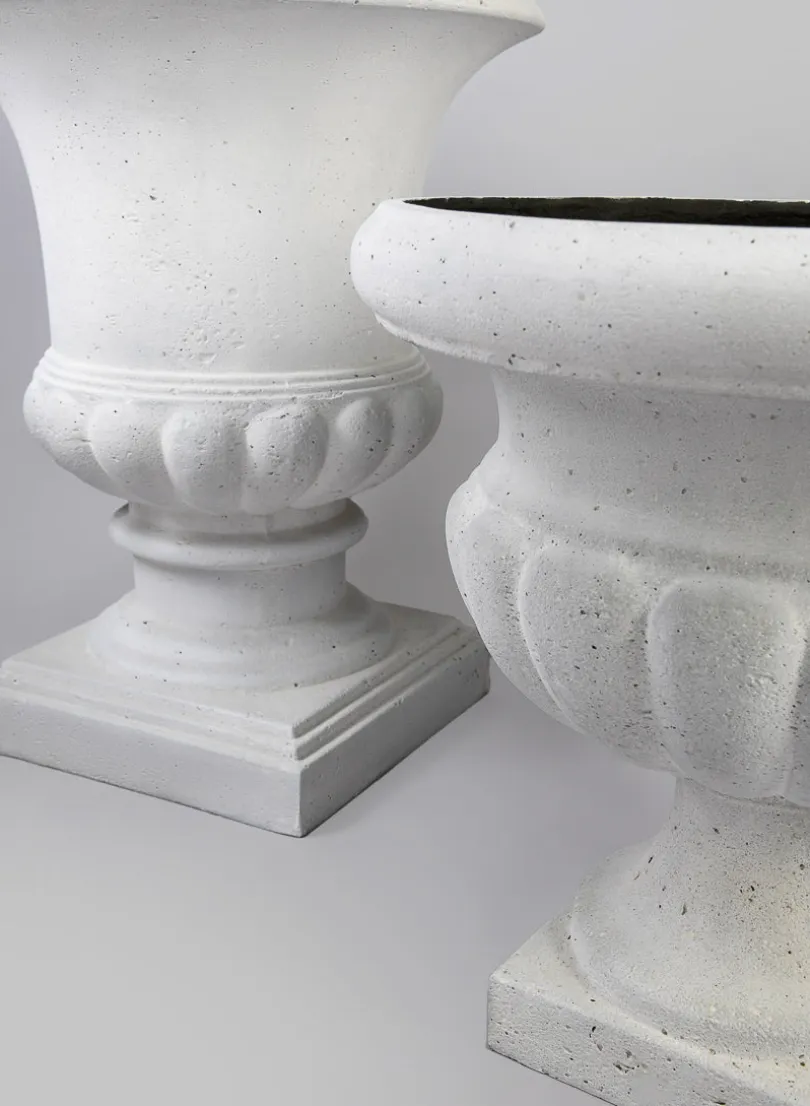 19.5in Tall Cordoba Antique White Sand Rock Urn