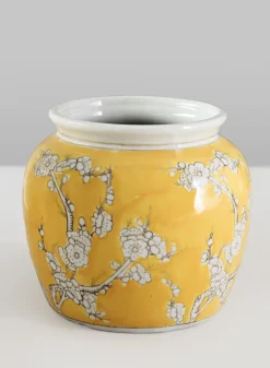 6in Tall Ming Safron Bell Ceramic Vase