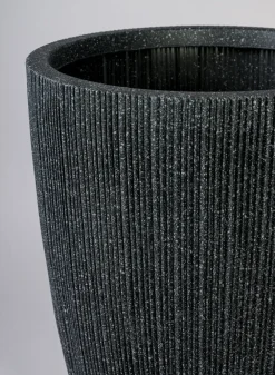19in Tall Nordic BLK Real Look PVC Lightweight Planter