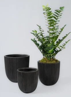 Sierra Aged Black Real Look PVC Planter
